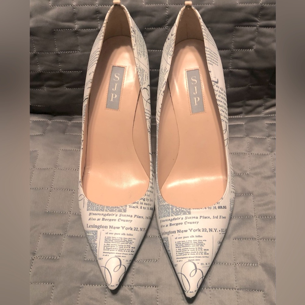 SJP leather Newspaper print heels NWOT